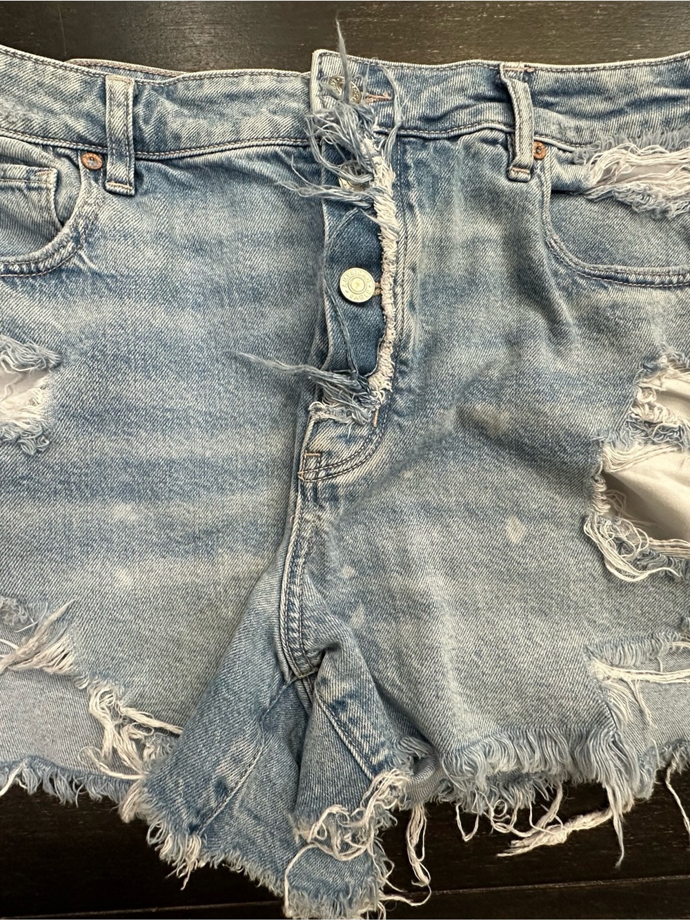 American Eagle Outfitters Light Wash Distressed Denim Jean Shorts